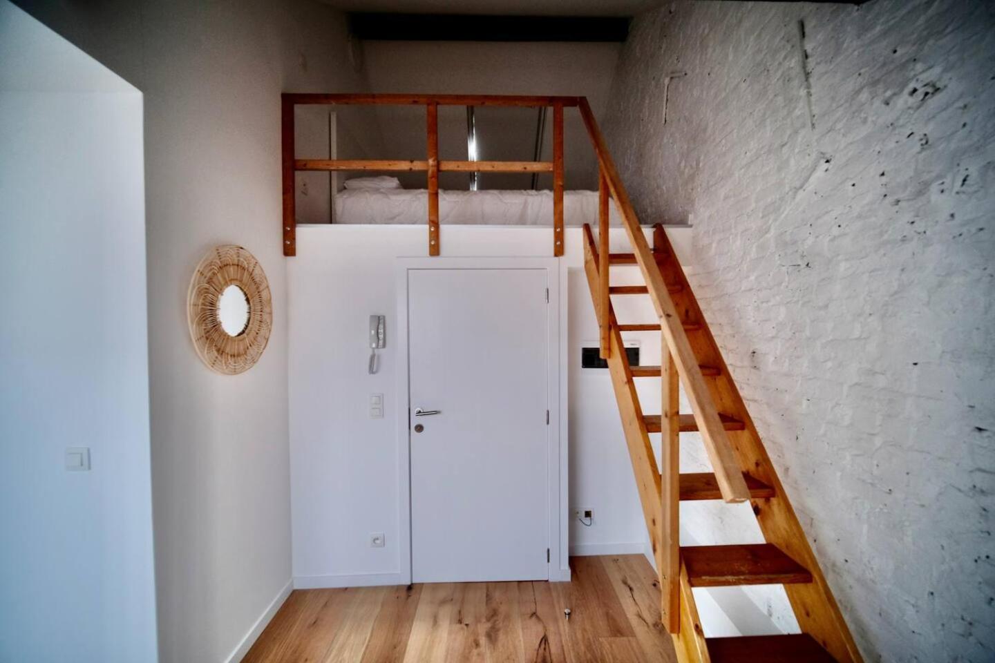 Smart Appart - Brussels North Bed & Breakfast ภายนอก รูปภาพ