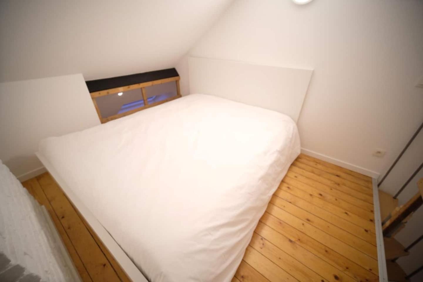 Smart Appart - Brussels North Bed & Breakfast ภายนอก รูปภาพ
